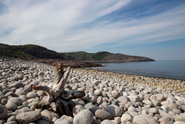 Teriberka Barents Sea and Dragon Eggs Beach on Arctic Winter Holiday - Al Safeer Tourism.
