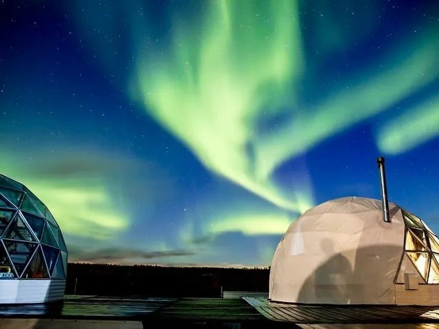 Northern Lights Tour over Murmansk Arctic cabins and snow-covered Moscow Red Square - Al Safeer Tourism.