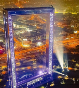 Dubai Frame SIC Tour